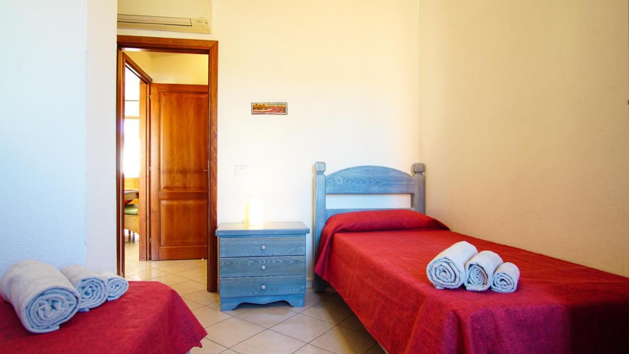 Carlo Felice Santa Teresa Gallura Exterior foto