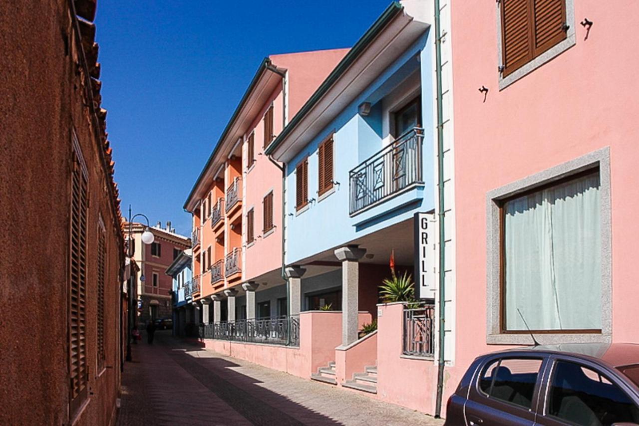 Carlo Felice Santa Teresa Gallura Exterior foto